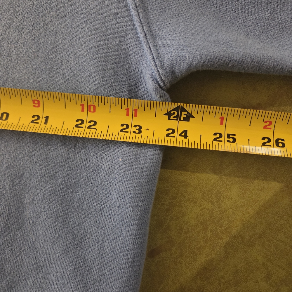 Marquette University crewneck sweatshirt (Q462) - Picture 10 of 10